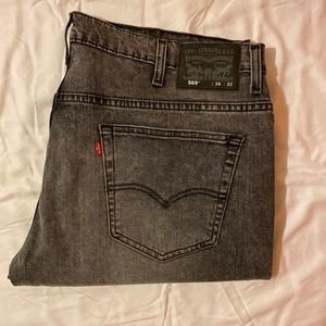 💯Authentic Levi’s Men 569 Jeans